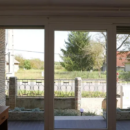 דירה Szabo Porta Vendeghaz