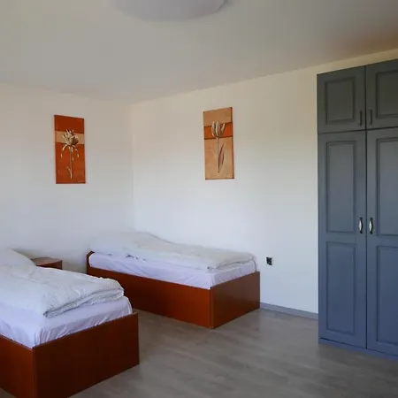 Szabo Porta Vendeghaz דירה