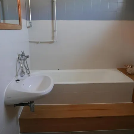 Szabo Porta Vendeghaz * Zalahashagy