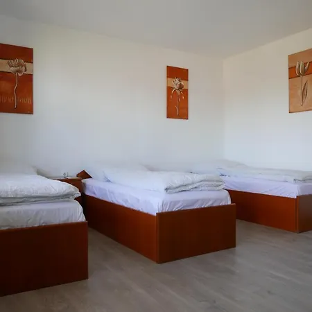 Szabo Porta Vendeghaz דירה Zalahashagy